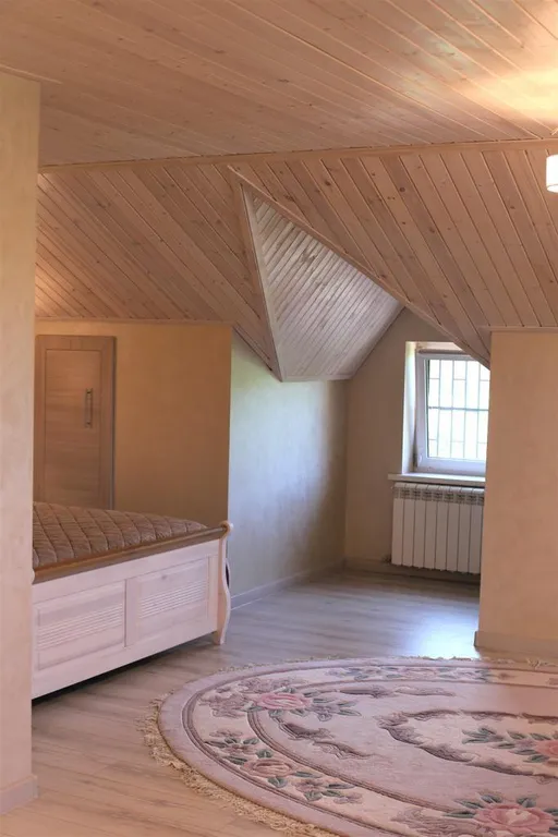 House number one - просторный дом для компании