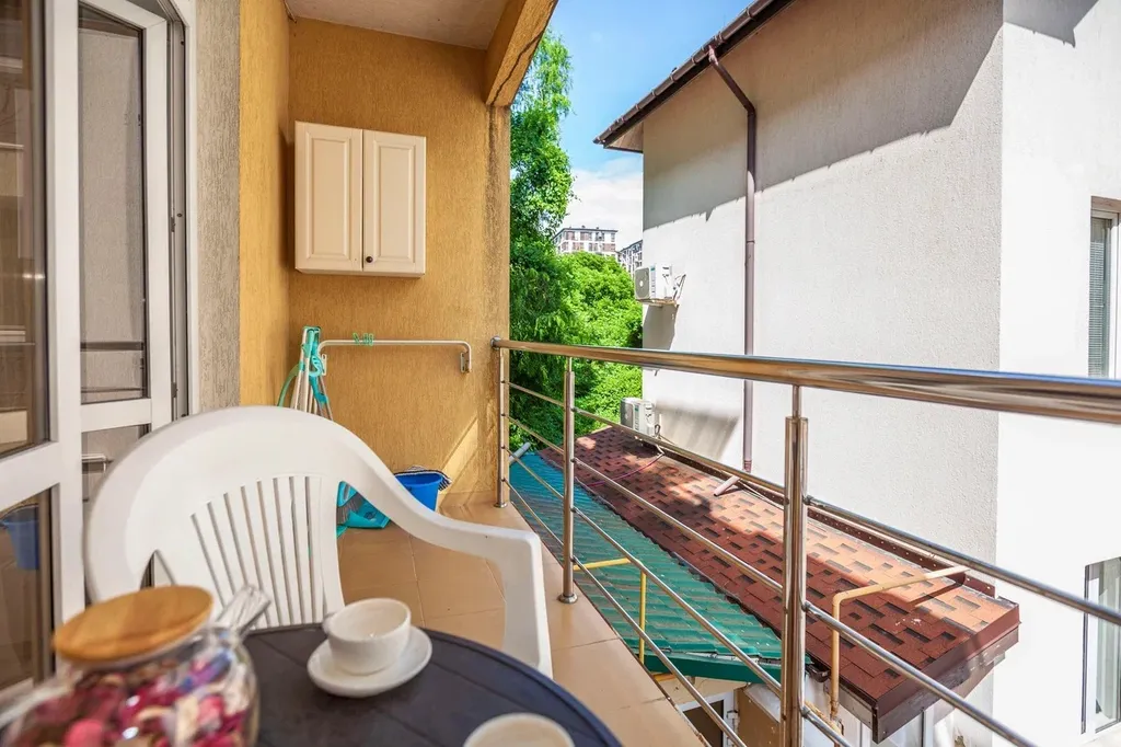 Квартира Квартира Студия у моря с теплым бассейном — Сириус