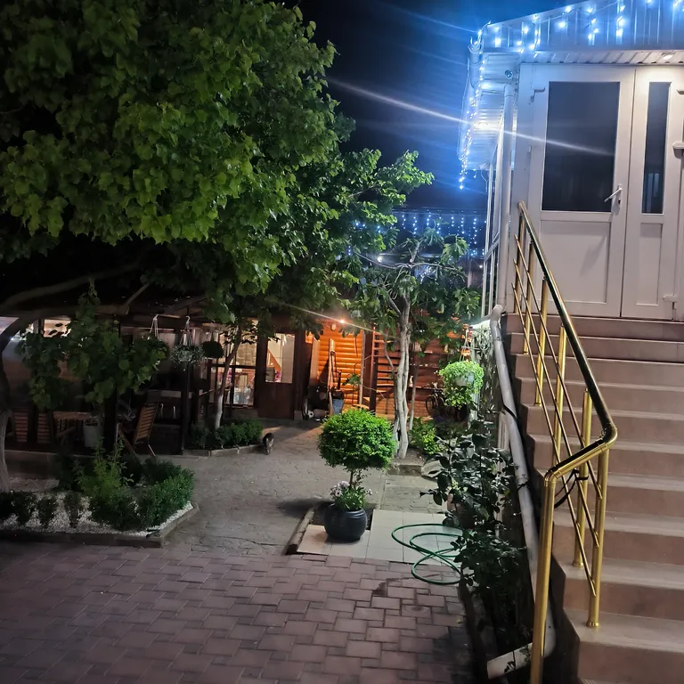 На Ароматной
