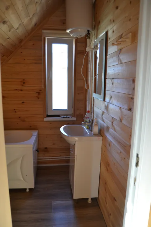 Коттедж у Белой Скалы с беседкой