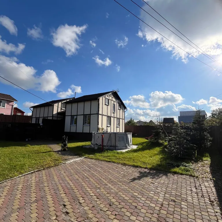 Коттедж Домики у озера Красно село — Красное Село