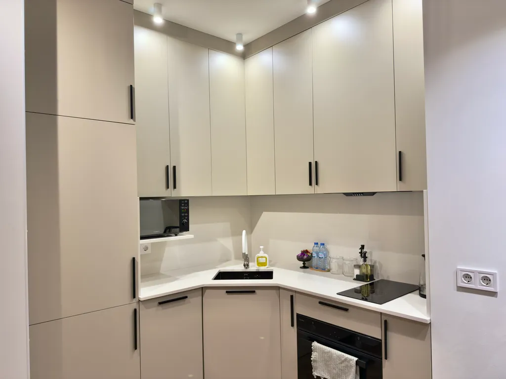 Persimmon, europe square - historic city center