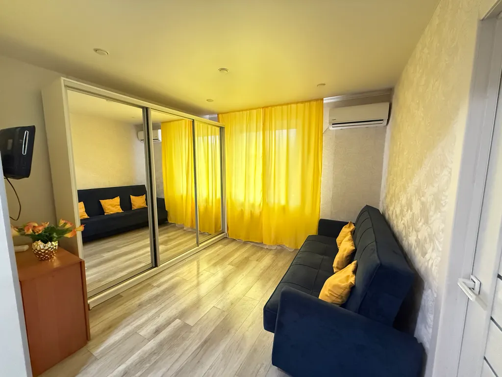 Комфортная двухкомнатная квартира