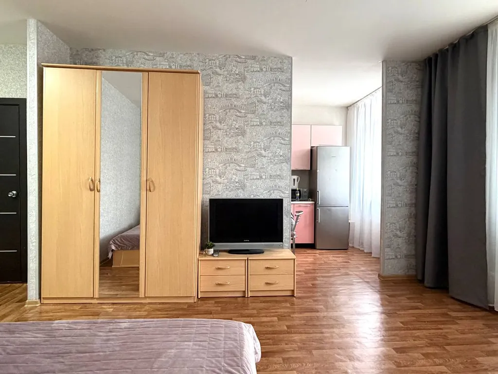 Квартира Квартира возле ТЦ Планета — Красноярск