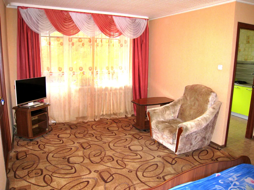 Недорого 2-комнатная квартира недалеко от Муз. консерватории