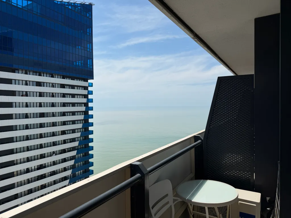 Первая береговая линия — уютная студия в Orbi City