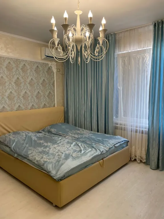 Квартира Квартира Уютная студия для семейной пары с джакузи — Сириус