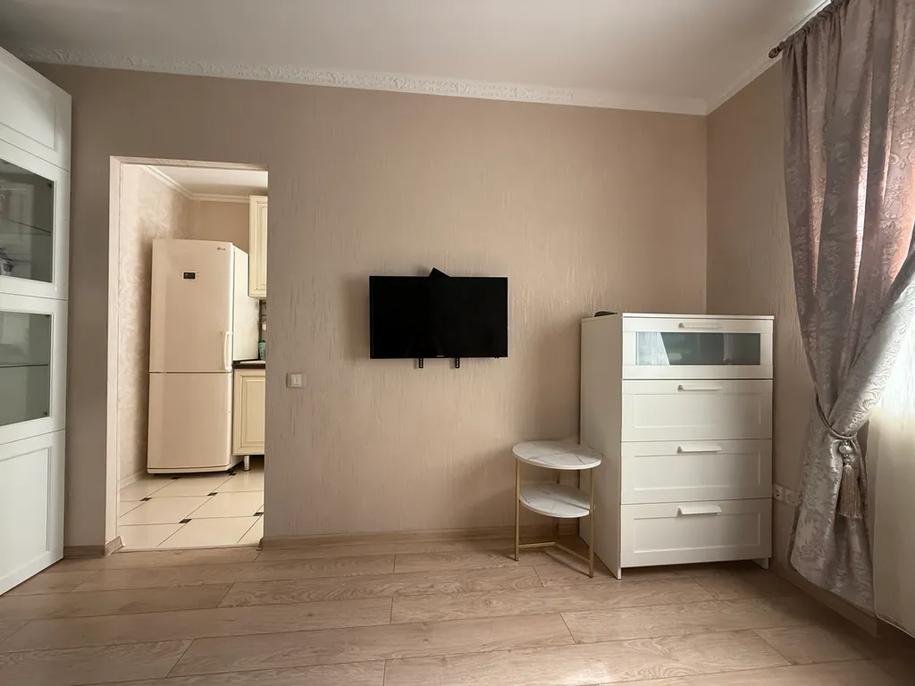 Квартира напротив ТЦ Горизонт