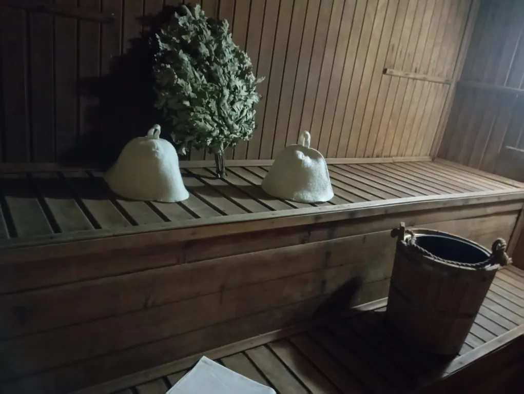 Двухэтажный домик в тихом уголке на реке Белая