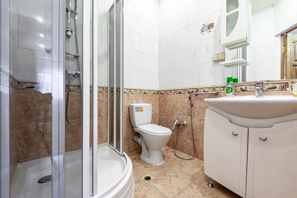 Коттедж с бассейном и сауной