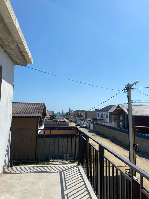 Дом на берегу для большой семьи