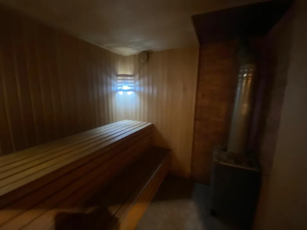 Большой уютный дом