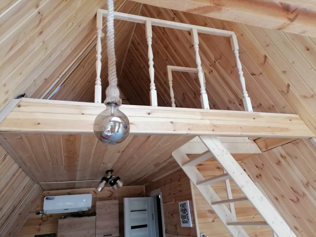 A-Frame на берегу реки, рыбалка с пирсом в Береговом