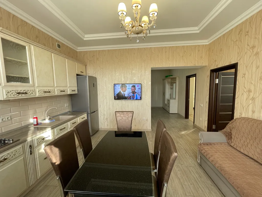 Апартаменты с двумя спальнями в элитном доме в центре рядом с парком