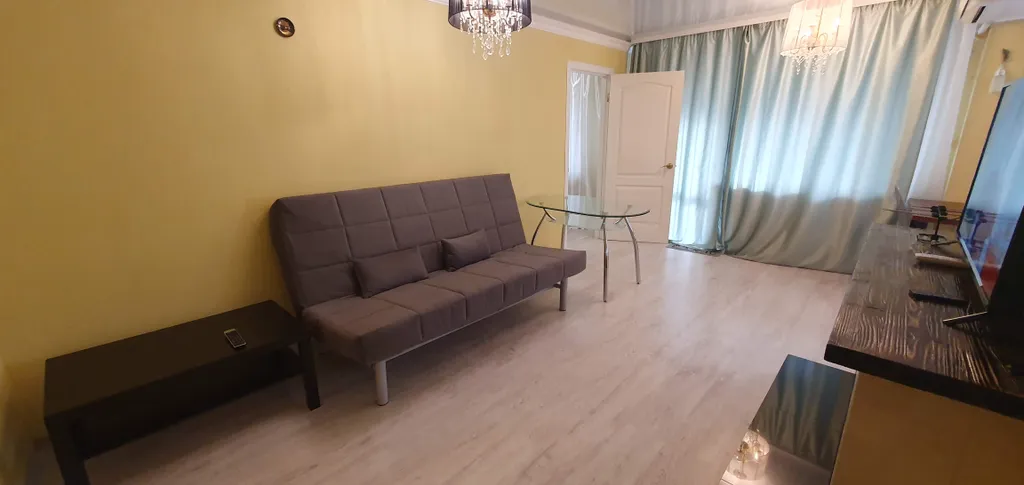 Квартира Евродвушка с кондиционером и камином — аренда посуточно в Калуга