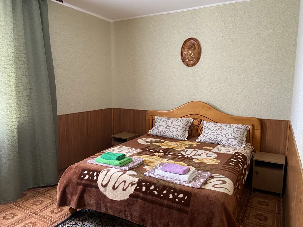 Квартира Семейный номер, 2-х комнатный элит — аренда посуточно в Заозёрное