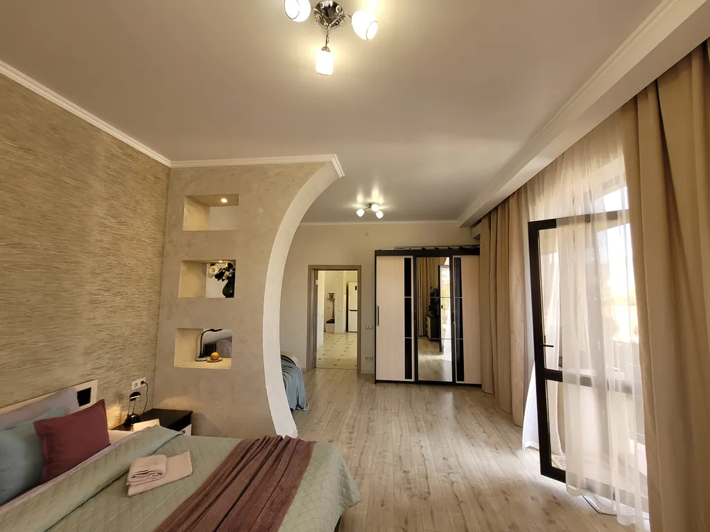 Квартира Квартира Просторная евродвушка около моря — Геленджик