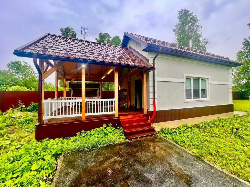 Уютный, современный двухэтажный дом