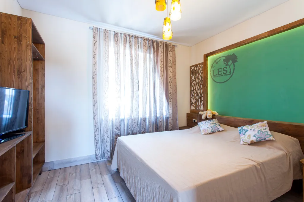 Вишня - дом на 6-8 человек