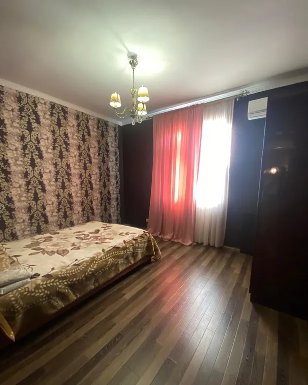 6-комнатный Дом