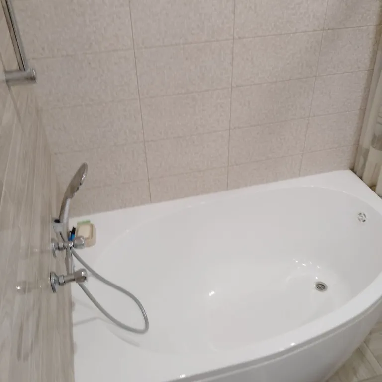 Уютная евродвушка
 центр 10 мин на авто