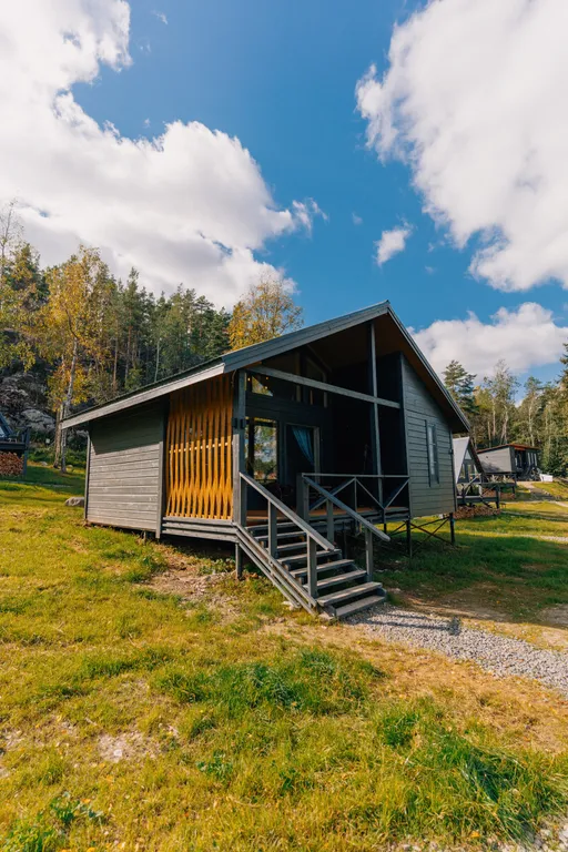Дом с видом на озеро рядом с Ладожскими шхерами
