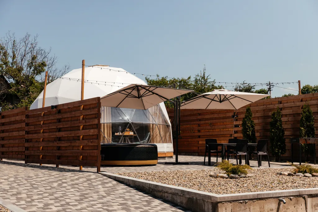 Сфера с ГОРЯЧИМ бассейном 1