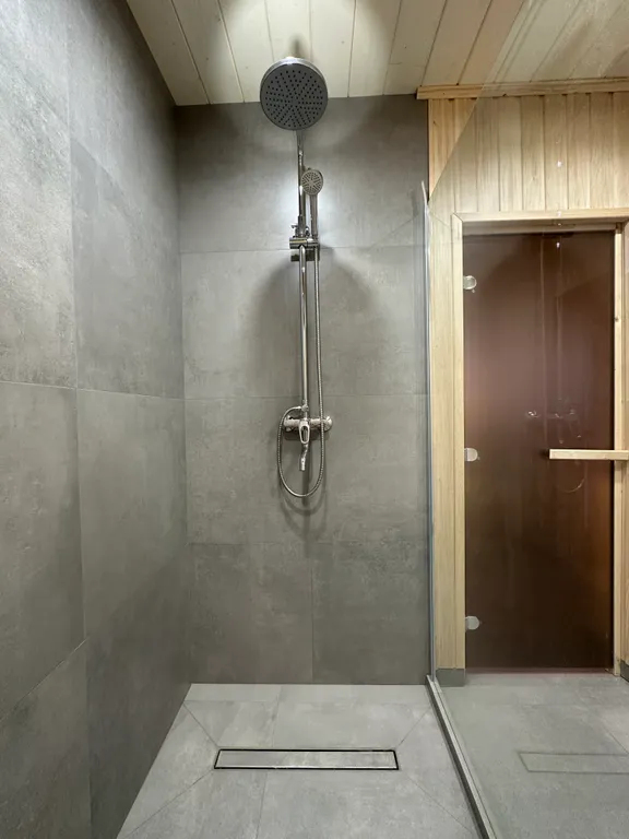 Дом с баней у водохранилища