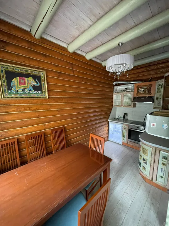 Коттедж в экологически чистом районе в Крыму