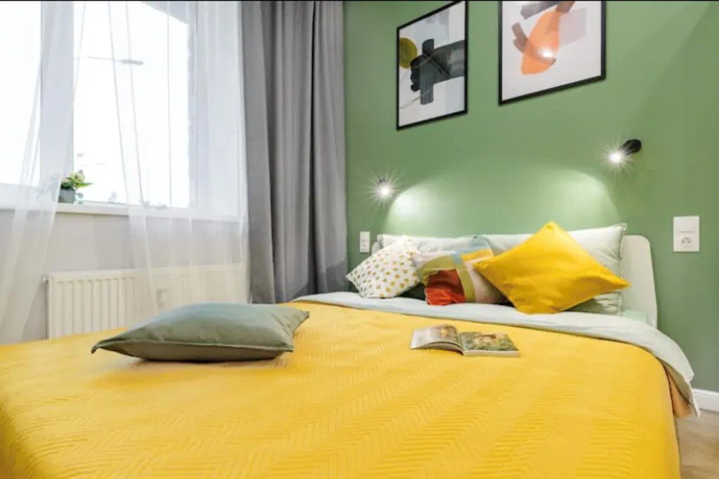 Квартира Квартира Уютная студия крокус — Песочный