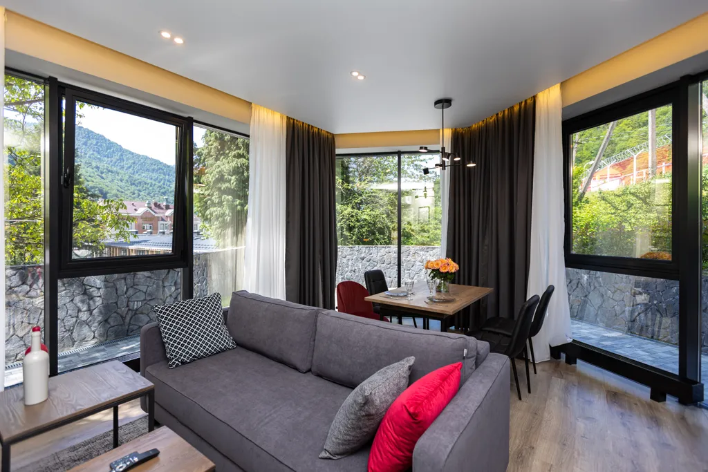 Стильные апартаменты в тихом районе