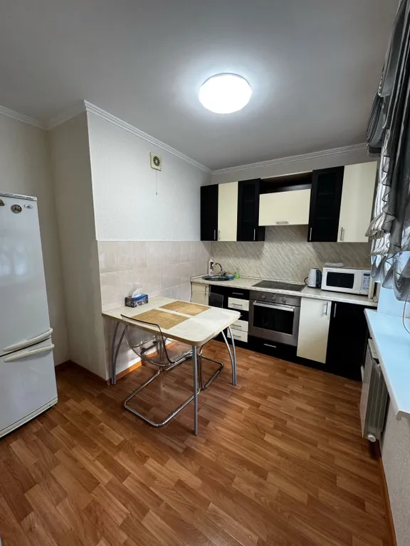 Уютная квартира в самом центре у Ермакова, до 4 гостей, как дома — аренда посуточно в Новокузнецк