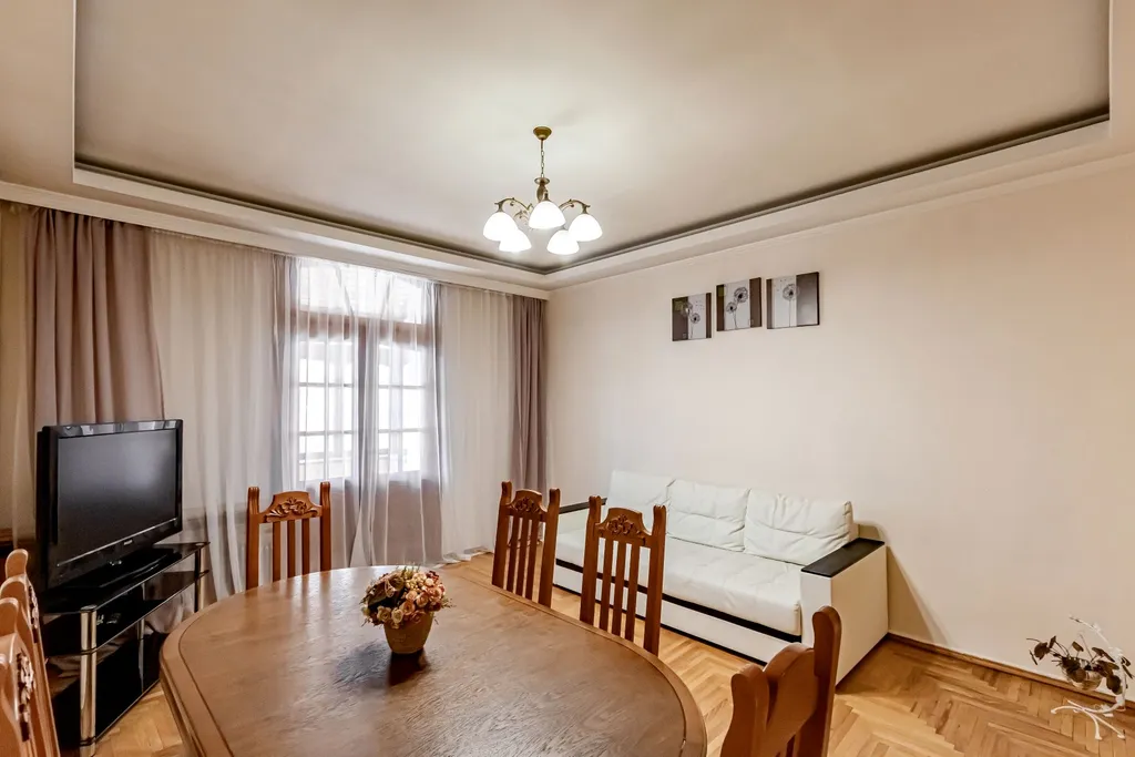 Квартира в самом центре + На курортном бульваре + Город у ваших ног