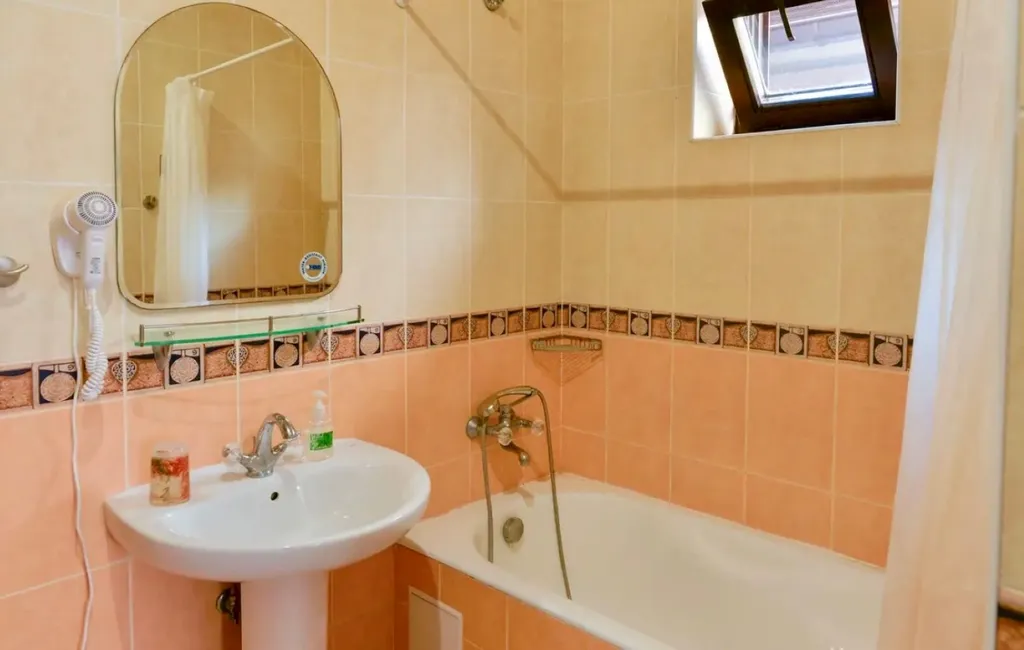 Квартира Квартира Четырёхместный номер стандарт — Геленджик