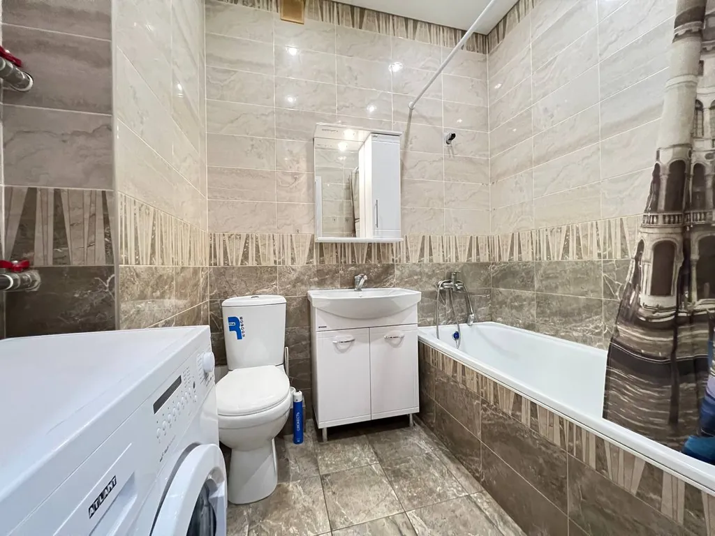 Двухкомнатная в центре в новом доме