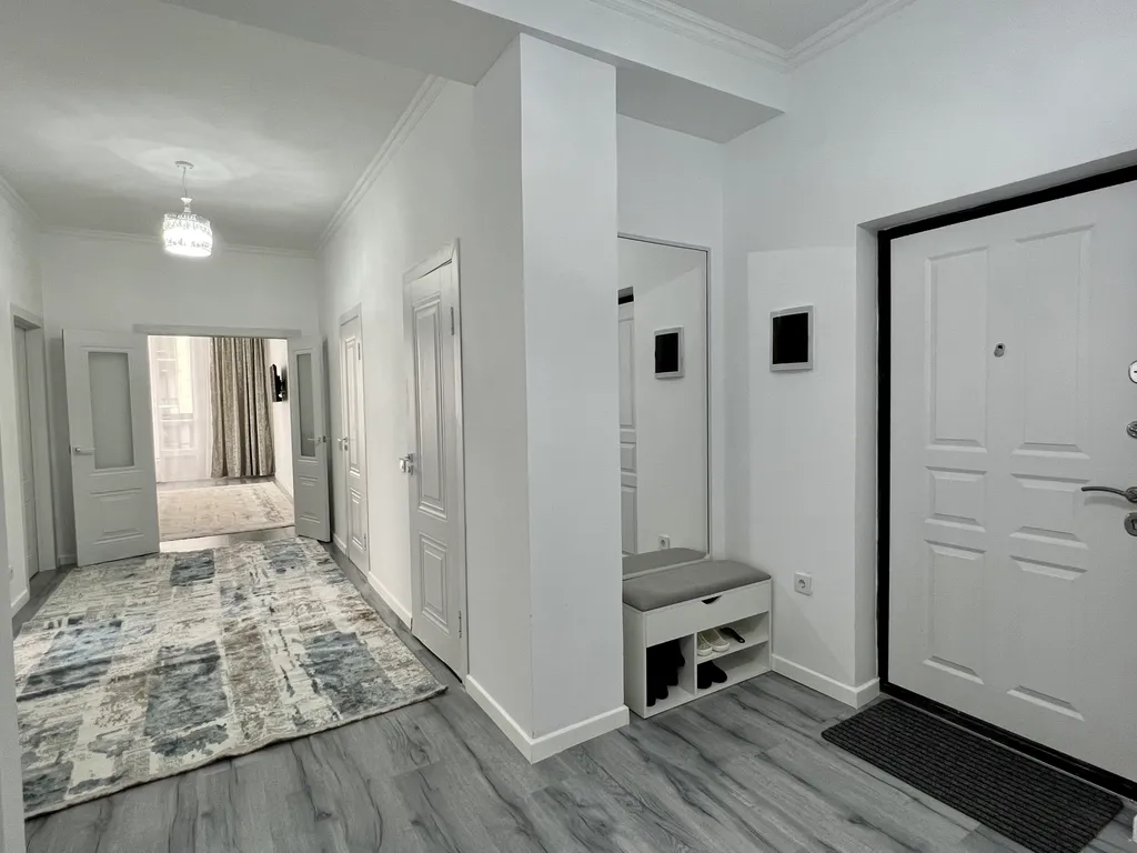 Family suite with mountain view