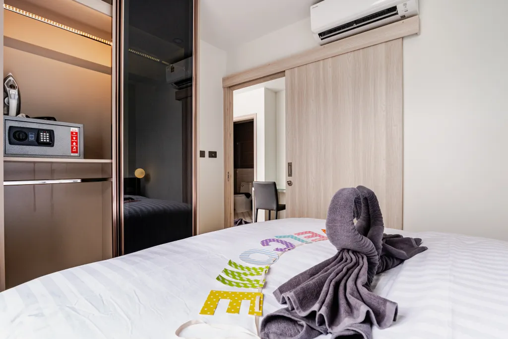 Новые апартаменты с видом на море у пляжа Карон