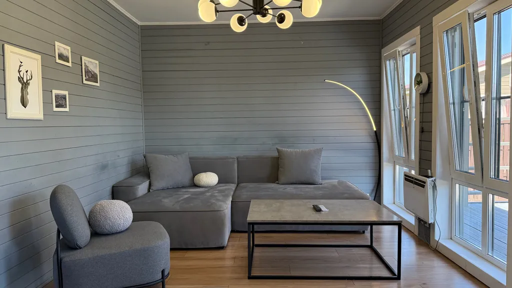 Коттедж Большой семейный дом с панорамными окнами у леса и озера — Семеновское