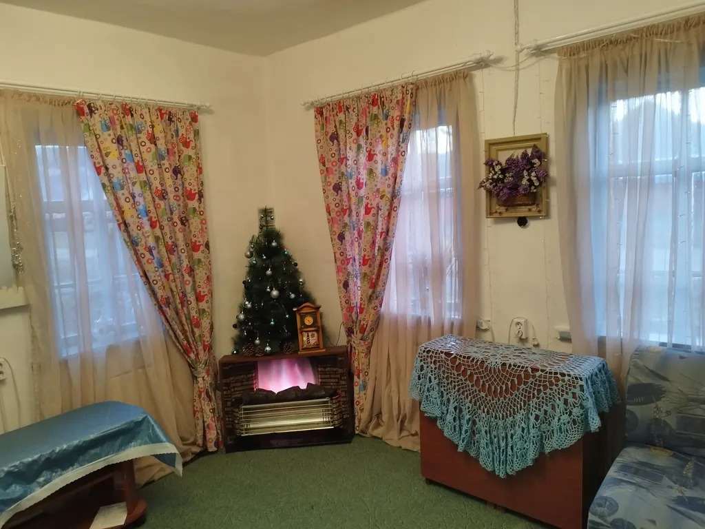 Дом-дача в горах с русской печкой, рядом с речкой и видом на горы