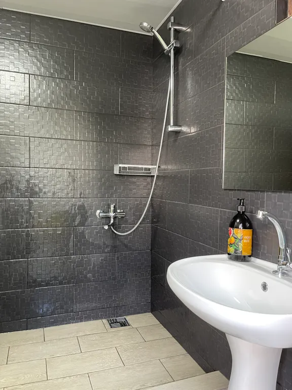 Квартира Квартира 3-местный номер с видом на море, город и горы — Лазаревское