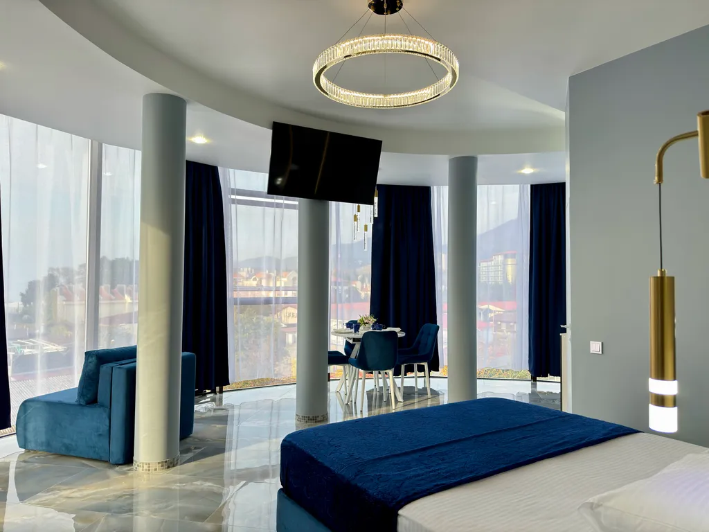 Люкс с панорамным видом на море