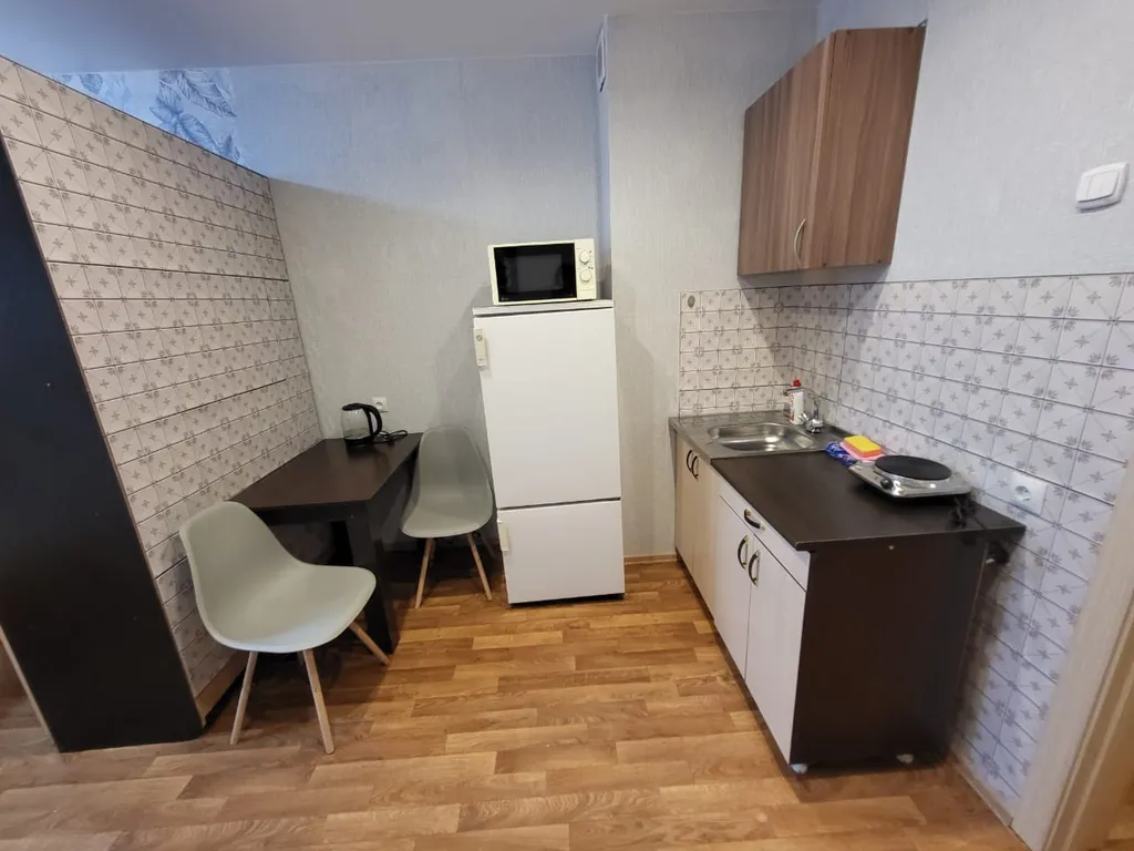 Студия с панорамным видом рядом с БСМП