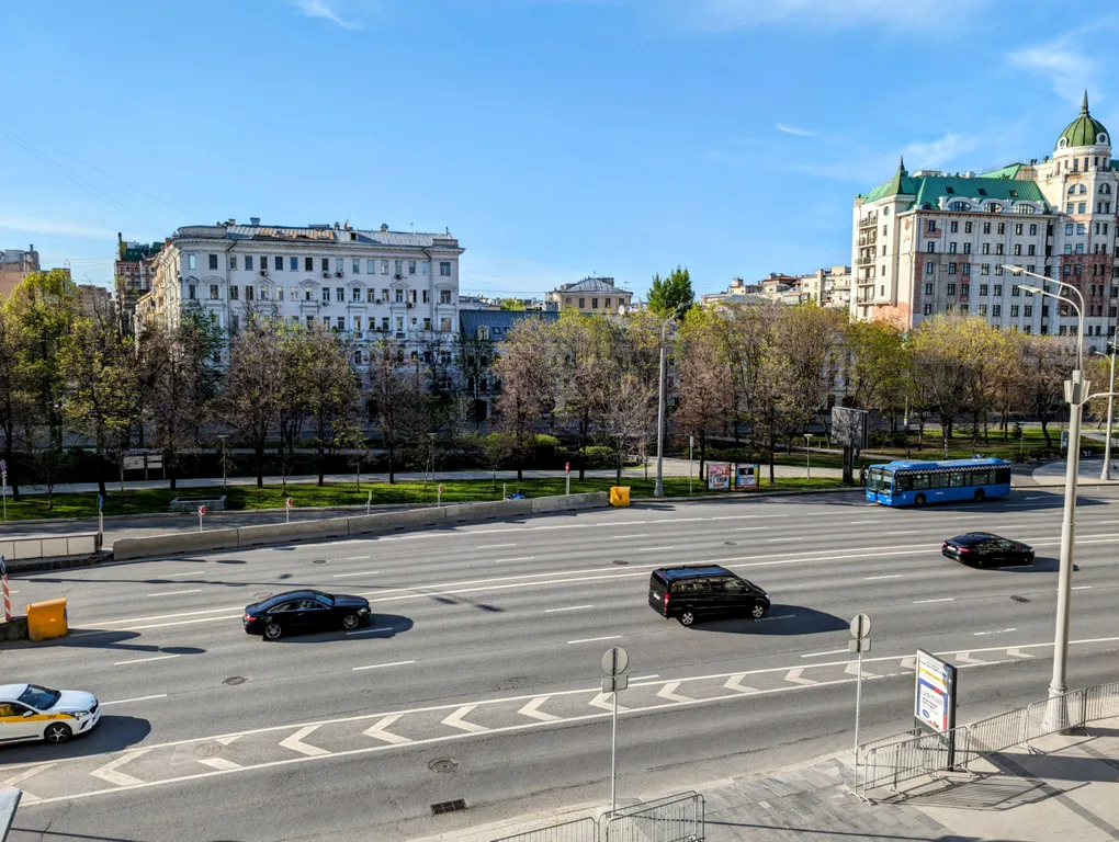 Квартира КвартираСвободна у метро Маяковская — Москва