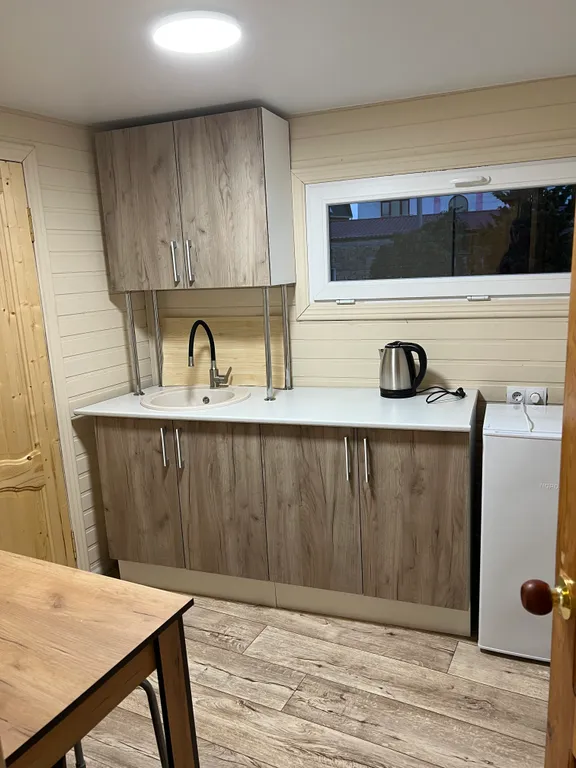 Квартира Квартира 3-местный номер на 3 этаже с мини-кухней и санузлом — Судак