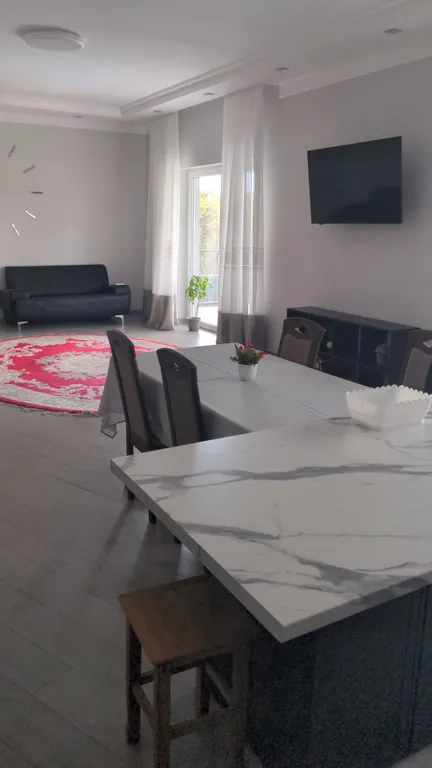 Вилла с теплым бассейном, баней и чаном в окрестностях Абрау-Дюрсо