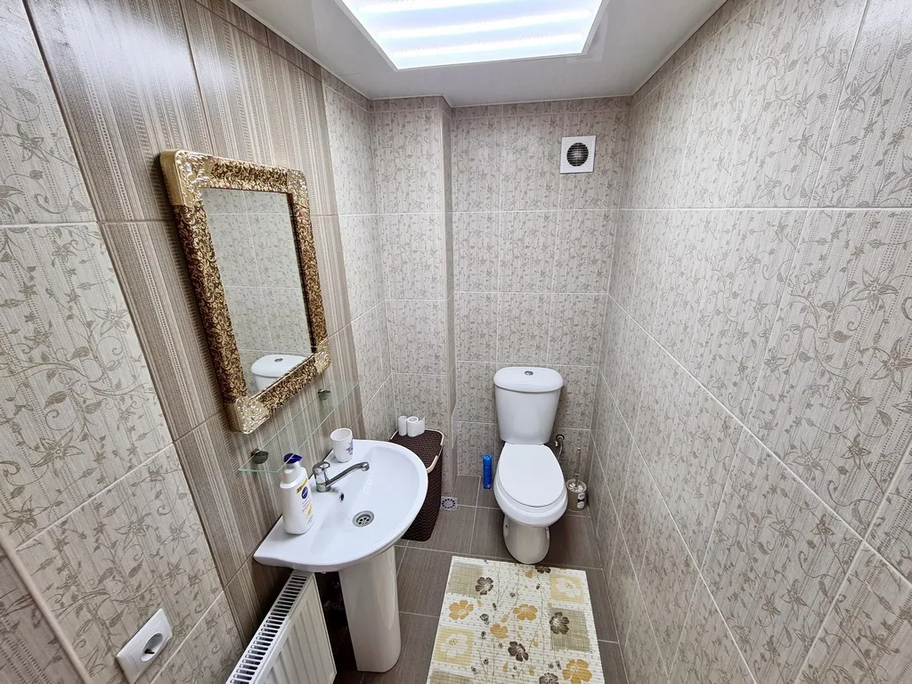 Коттеджу моря: костровая чаша камин детская территория бассейн баттут.