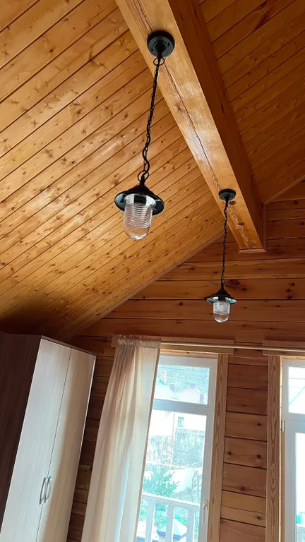 Четырёхместный сруб-коттедж из сибирского кедра