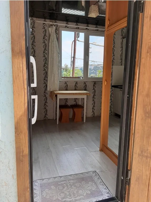 Коттедж Небольшой гостевой дом с двориком — Ялта