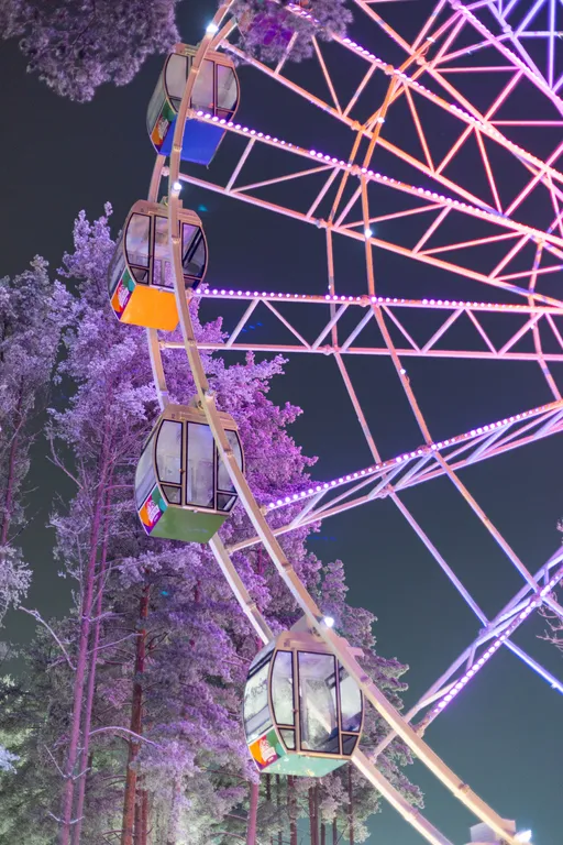 Апартамент с двумя спальнями и большим балконом у курорта