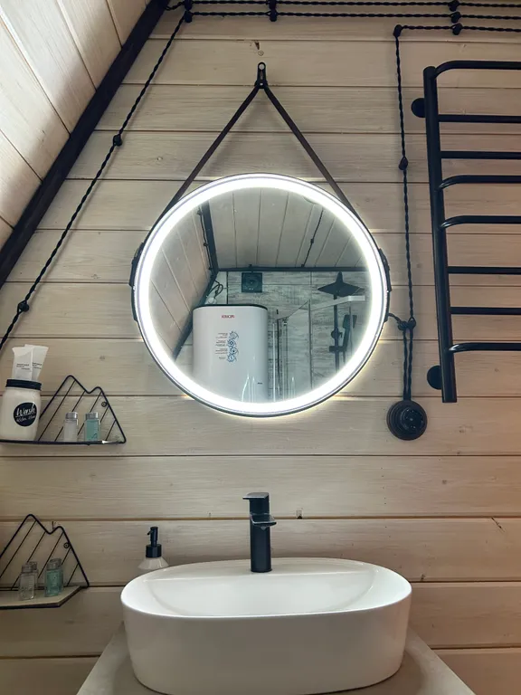 Атмосферный А-фрейм в сердце соснового бора с видом на Эльбрус